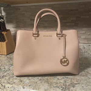 Michael Kors Dusty Pink Crossbody Bag
